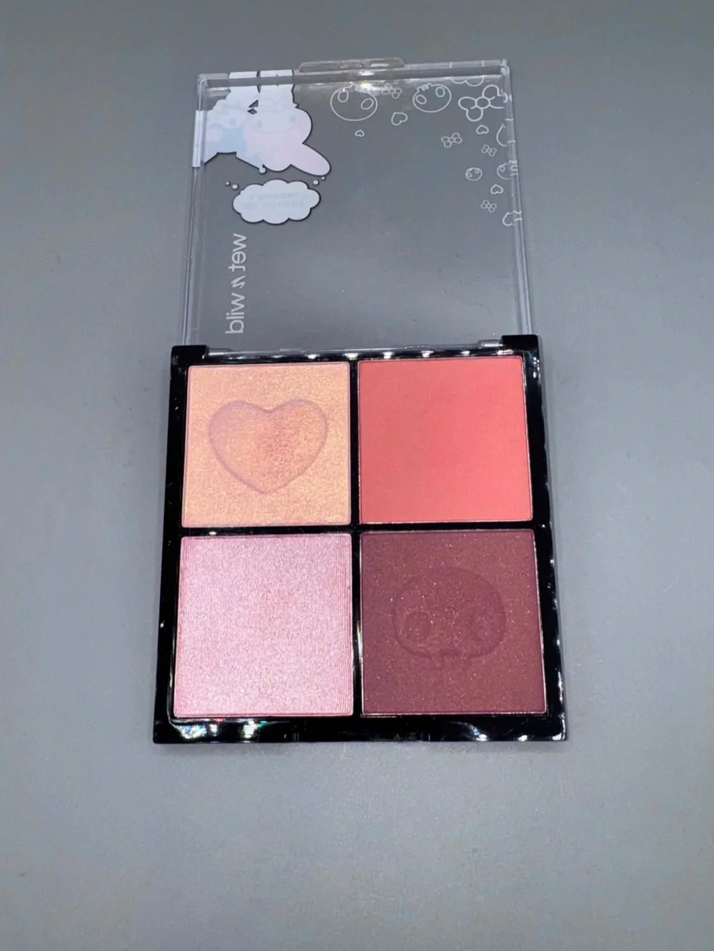 NEW! Limited edition x My Melody & Kuromi Blush and Highlighter palette